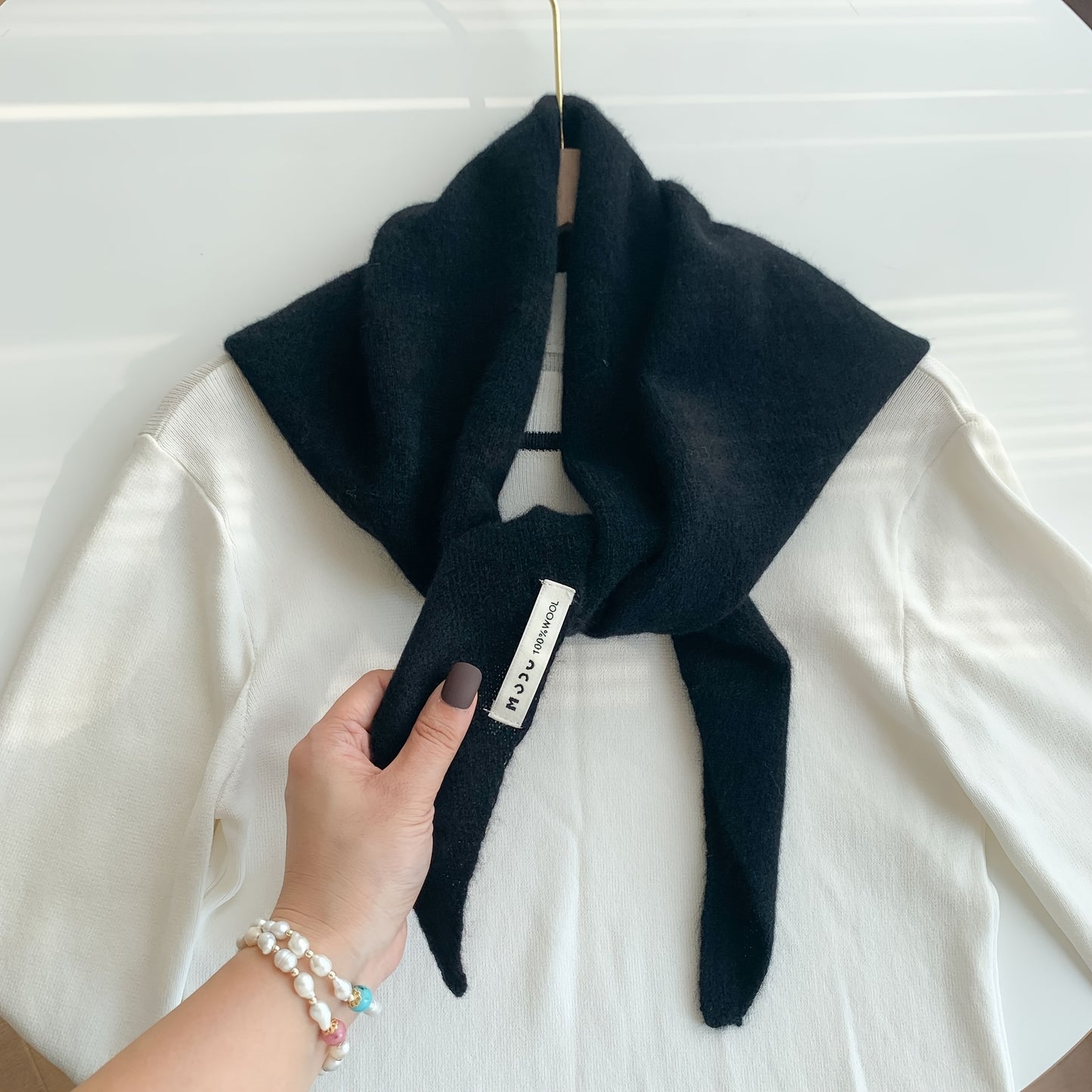 Dreieckstuch aus 100% Wolle